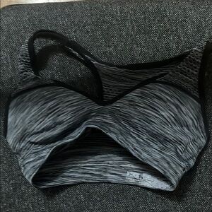 NWOT PINK Victoria's Secret Black and Gray Seamless Sports Bra ***3 Bras for $30